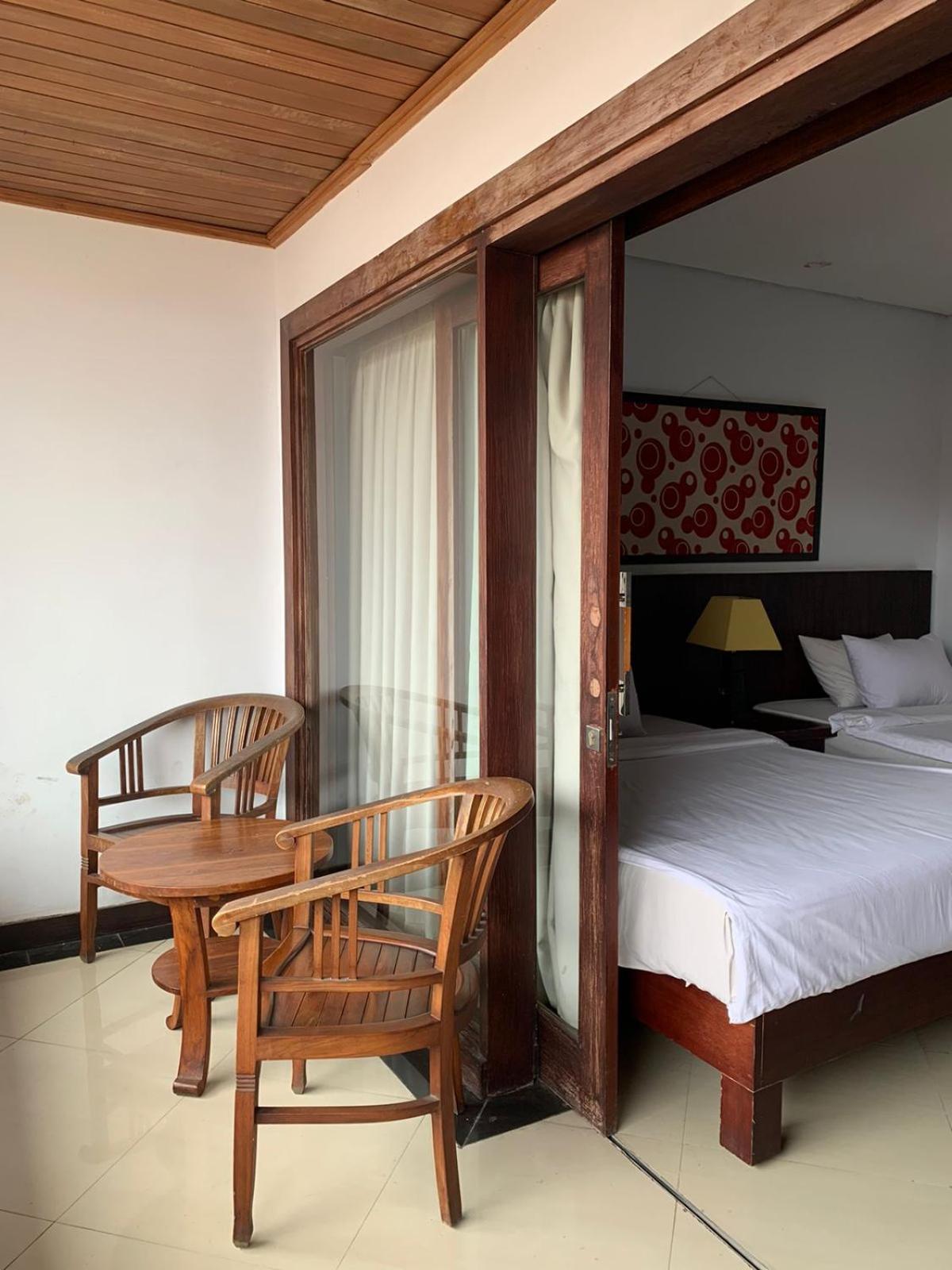 Nirmala Hotel Jimbaran Екстер'єр фото