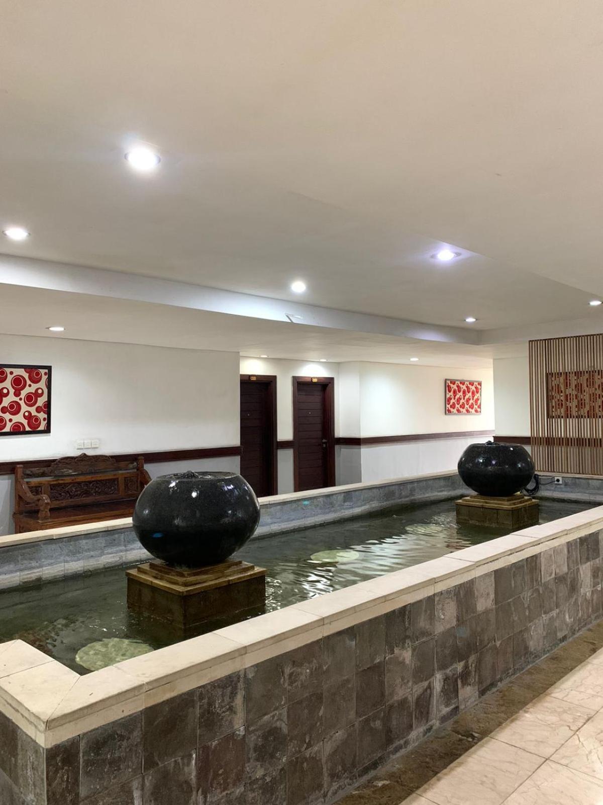 Nirmala Hotel Jimbaran Екстер'єр фото